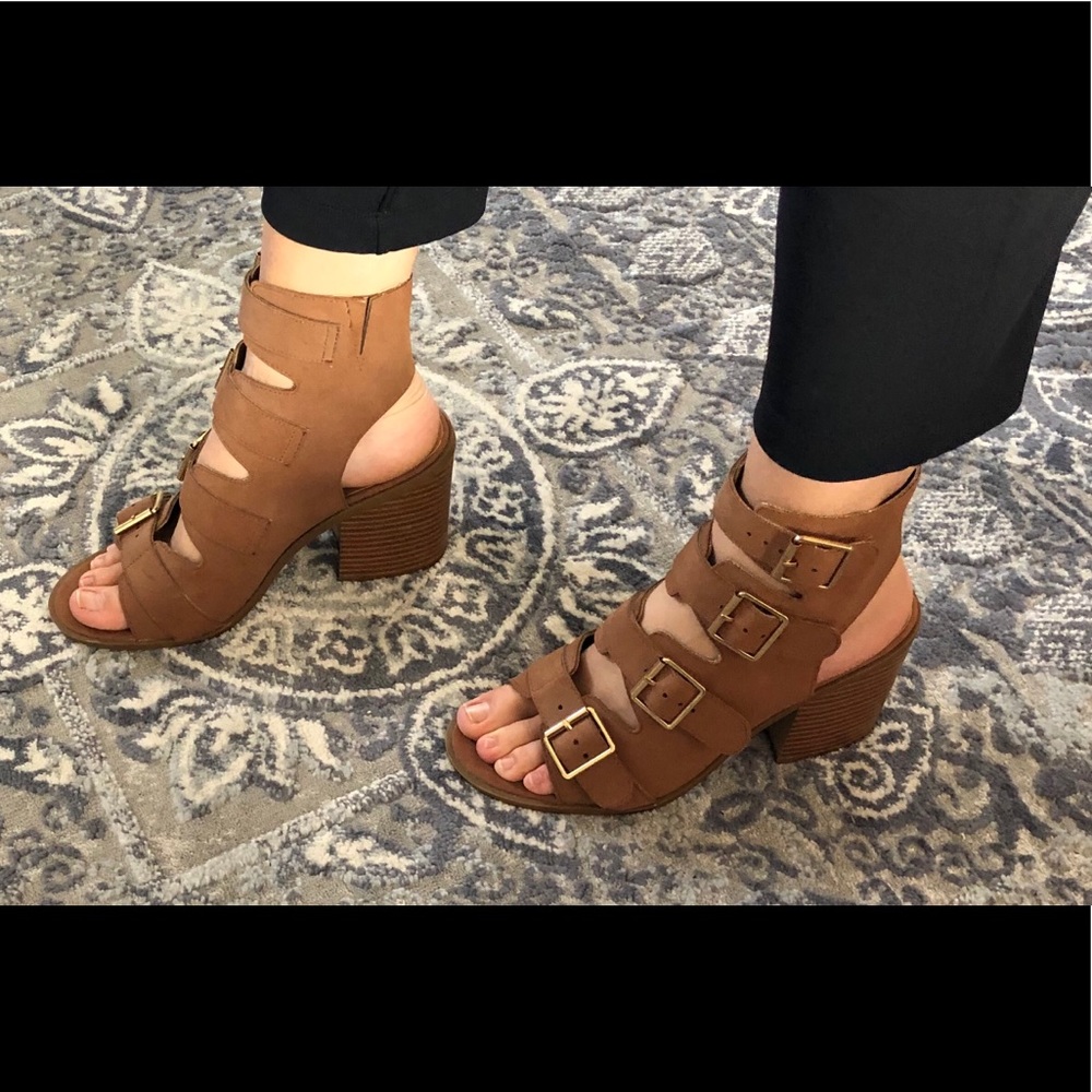 Light brown booties!